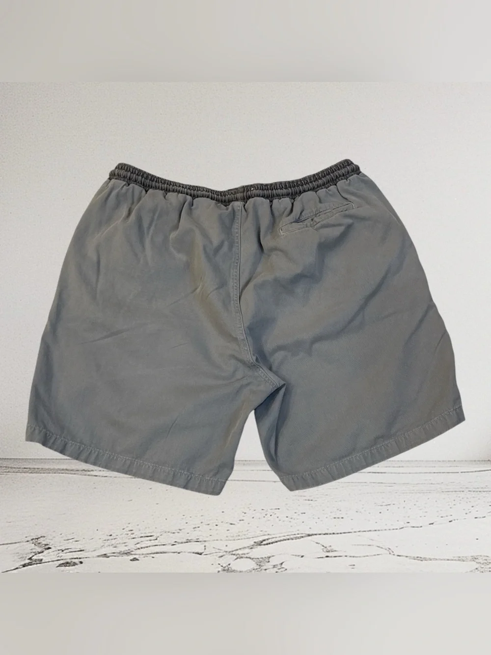 Vestige men's shorts, muted grey, elastic waistband, white drawstring Sz XXL